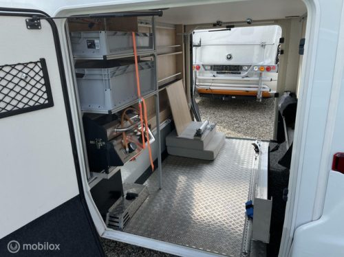 Hymer B-MCT 600 White-Line Mercedes 170-HP Automatic Single beds, Many extras and low mileage, 1st Owner photo: 17