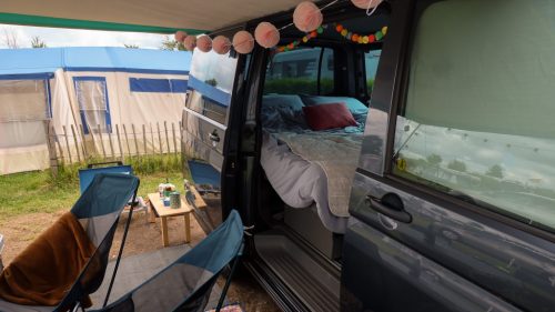 VOLKSWAGEN MULTIVAN photo: 22