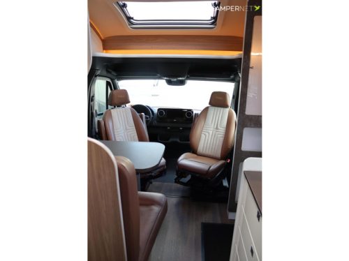 B&uuml;rstner Lyseo M Harmony Line 170hp Automatic | Single beds | Inverter | Roof air conditioning | Awning | Towbar | Bike rack | Bearlock | Solar photo: 8
