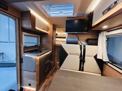 Weinsberg CaraCompact Edition Pepper 600 MEG Enkele bedden! 165 Pk! 2023! foto: 10