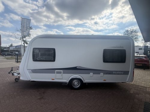 Hobby 455 UF Exellent in new condition Bovag inspected 2025 transverse bed mover truma bicycle rack 2x awning thule insect screen door photo: 5