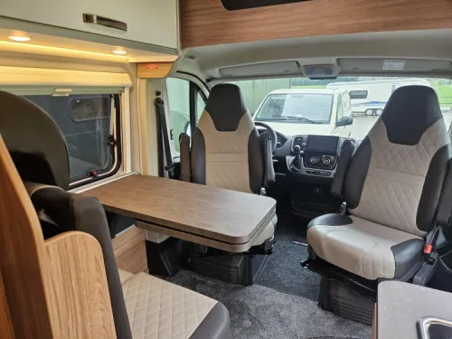 Weinsberg CaraBus 600 MQ Automatic model 2026 grey photo: 8