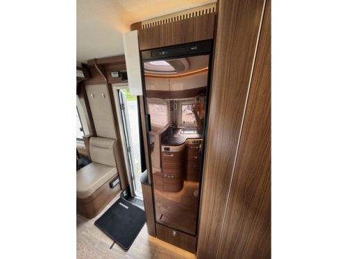 Hymer B680 MC Single Beds EP Level Lithium Solar Panels 2X Air Conditioner Inverter photo: 17