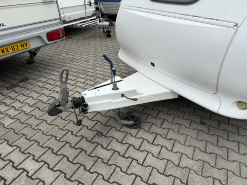 Hobby De luxe Easy 540 UK Kinderzimmer Rundsitzgruppe Foto: 16