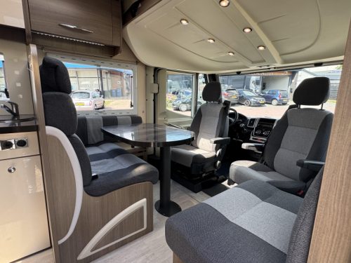 Challenger Sirius 2098 Queensbed-Hefbed-2X Airco photo: 6