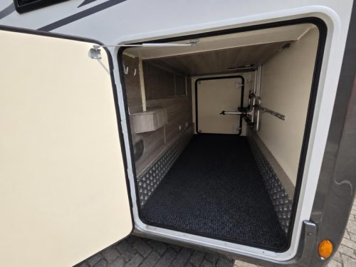 Mobilvetta K-Silver i58 con suspensi&oacute;n neum&aacute;tica completa foto: 6