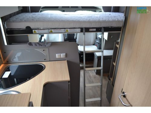 LMC Tourer Lift 664G photo: 12