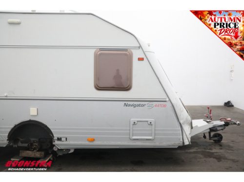 Kip Navigator 44 TDB Mover Radio Central kitchen Single beds Heater photo: 8