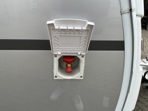 Dethleffs Camper Avantgarde 460 EL FULL OPTIONS-SINGLE BEDS  photo: 13