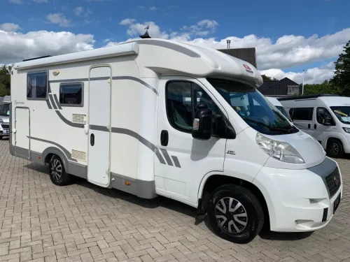Adria Sport S 577 SP Festbett Iets Moois