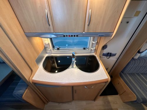 Hobby De Luxe Easy 495 UK photo: 17