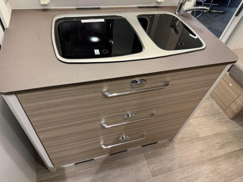 B&uuml;rstner Averso Plus 510 TK CAMA LITERA 7 PERSONAS TOP foto: 15