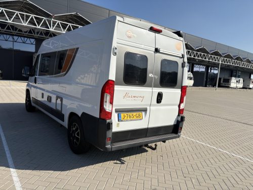 B&uuml;rstner City Car 600 C Harmony Line / towbar photo: 3