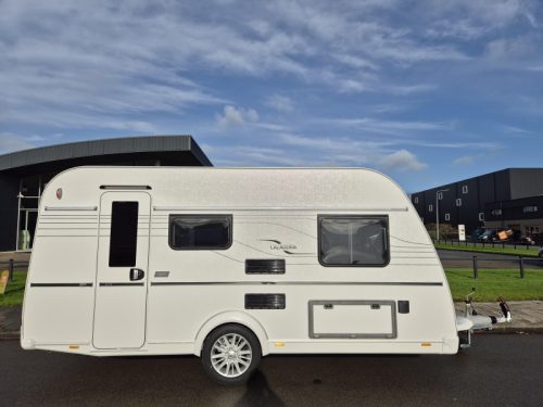 Tabbert Cazadora 420 QD 2.3 Layout with mega kitchen!