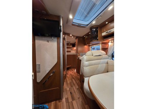Hymer B 594 * Luxury Motorhome * Fully equipped * Top condition photo: 16