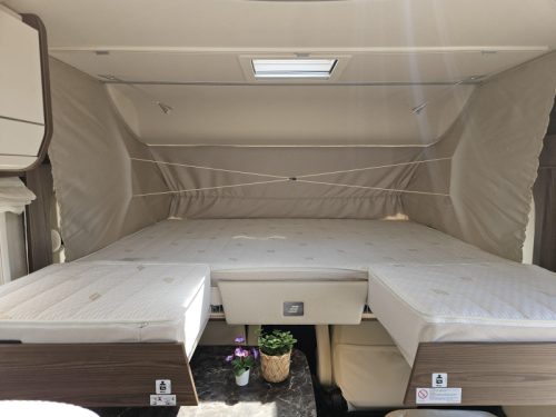 Hymer B674 SL  photo: 16