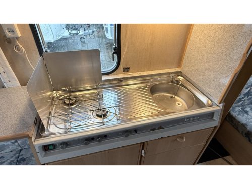 Adria Optima 425 TK 2x seating group fixed toilet photo: 7