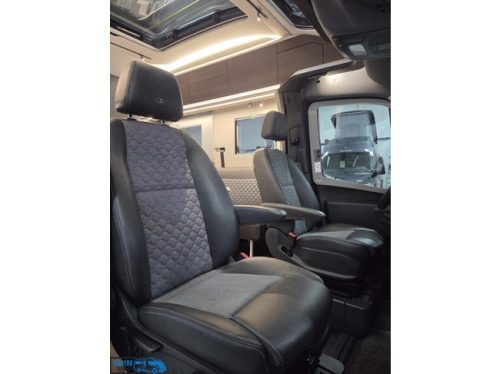Adria Coral Supreme MB 670 DL *AUTOMAAT 170pk* Levelsysteem Foto: 12