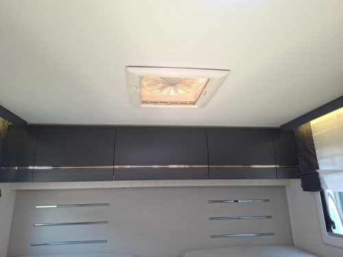 Challenger Premium 287 GA the ideal family camper! photo: 17
