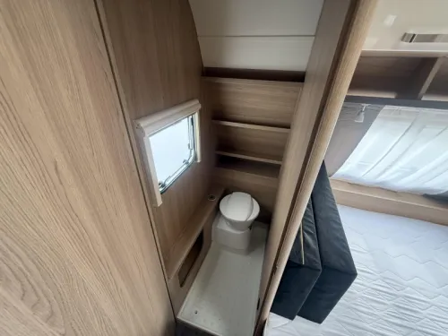 B&uuml;rstner Averso Plus 500 TS VORZELT/HUBBETT/6-PERSONEN Foto: 8