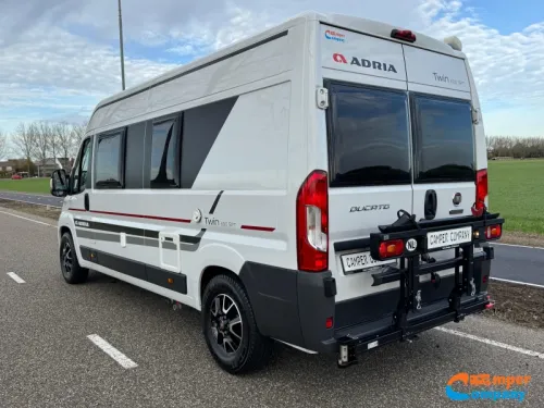 Adria Twin 600 SPT Transverse bed / Euro 6  photo: 3