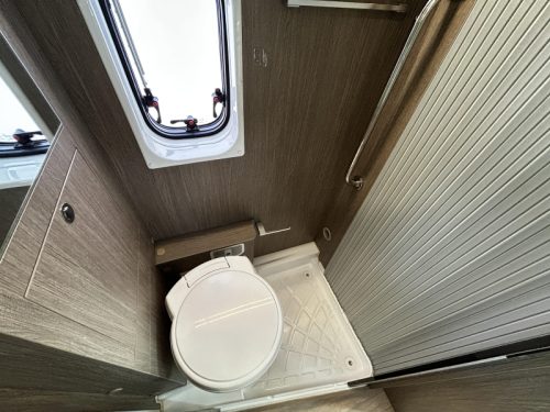 Chausson V Automaat/2019/Airco/Euro6 Foto: 12