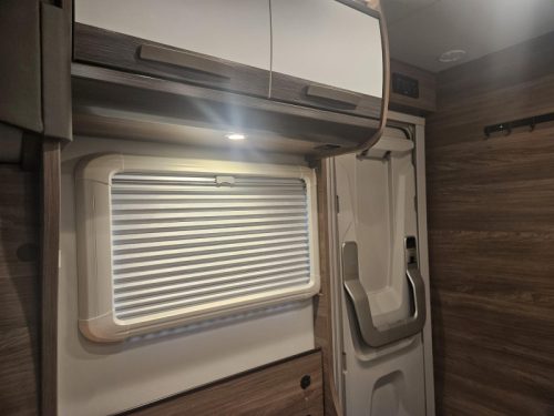 Knaus L!ve Ti 700 MEG Black Edition photo: 17