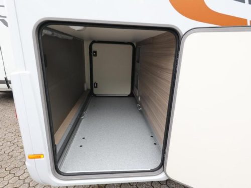 B&uuml;rstner Travel Van T 620 G HL 140PK-AUTOMATIC ACTION MODEL photo: 8