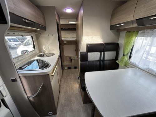 Chausson Flash 714 GA Festbett/Alkoven/Euro6/2017 Foto: 7