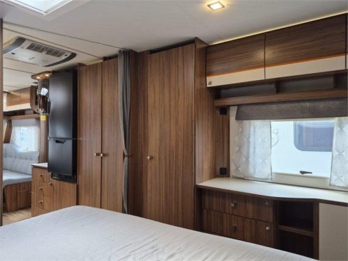 Polar Customized 730 BFW Off-Grid  photo: 10
