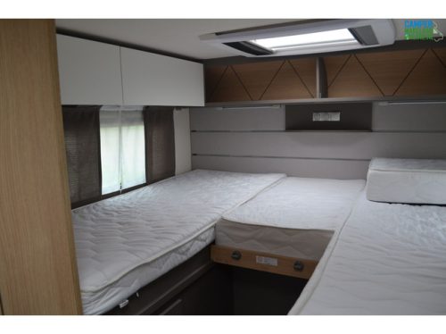 LMC Tourer Lift 664G photo: 16
