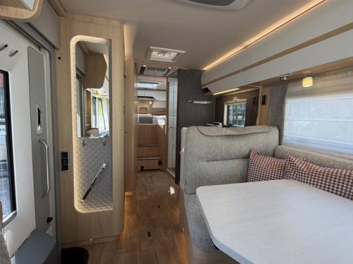 Hymer BML-I 780 MasterLine Oberschr&auml;nke Level 2X Klimaanlage Lithium Foto: 11