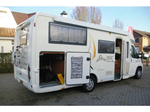 Benimar Perseo 560 Single beds, XXL Garage photo: 5