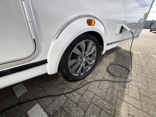 Knaus Sport Silver Selection 450 FU AWNING-AWNING-NEAT photo: 11