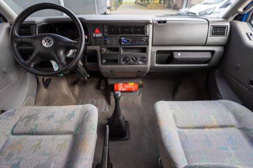 VOLKSWAGEN CALIFORNIA Foto: 35
