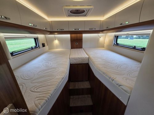 Hobby V65 GE 50 Years 2018 ☆Single beds-51kkm-Euro-6 ☆ photo: 19
