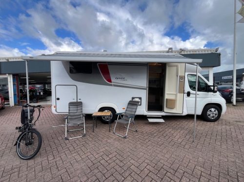 B&uuml;rstner Lyseo T 728g Aut. Dachklimaanlage Einzelbetten Klimaanlage Tempomat BearLock Fahrradtr&auml;ger Foto: 5