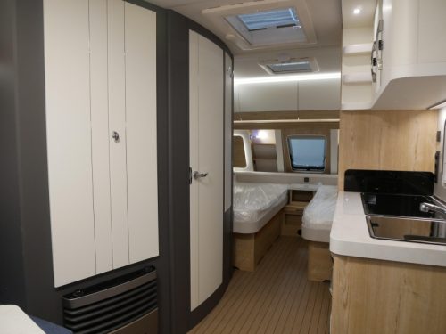 Hobby Excellent Edition 495 UL NOW AT VAN EIJK CARAVANS! photo: 5