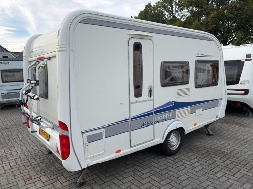 Hobby De Luxe 400 SF Awning/Bike rack photo: 1