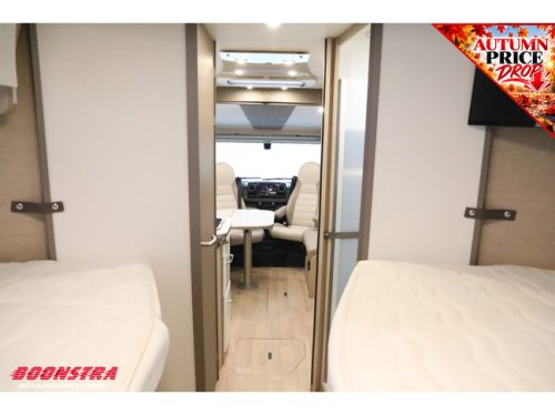 RAPIDO M66 S80 317 CDI Aut. Solar TV Airco Garage Cruise Navi Camera photo: 17