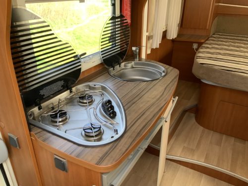Chausson Welcome 72 2.3 MultiJet 130 PK Teilintegriert, Motor-Klimaanlage, Queensize-Bett, autom. Satellitensch&uuml;ssel, / LCD-Bildschirm, Bj. 2010 &ldquo; Ihr Wohnmobil-Verkaufsvermittler Foto: 20