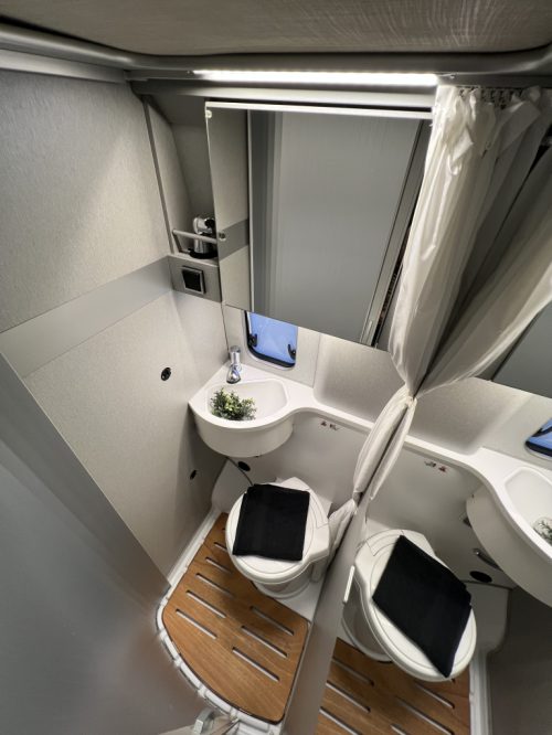 Hymer Free 600 Transverse bed+Pop-top roof 9T AUTOMATIC CARPLAY TOW HITCH photo: 9