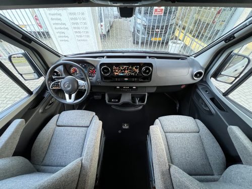 Hymer Free S600 AUTOMATIC TRANSVERSE BED + POP-TOP ROOF BICYCLE RACK photo: 11