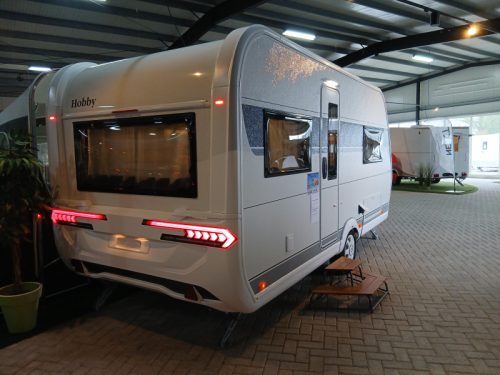 Hobby De Luxe 460 UFE Foto: 2
