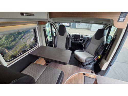 Weinsberg CaraBus 600 MQ Edition Fire erwartet Foto: 15
