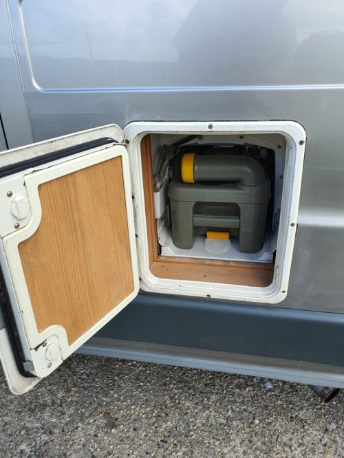 Citro&euml;n Jumper 2.8 HDT TD bus camper with engine air conditioning photo: 16
