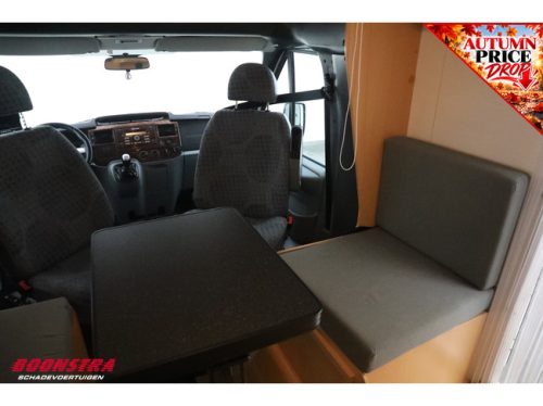 CI International Caroica 595 P 2.2 TDCI Mid-kitchen Dinette Single beds Cruise Control Camera Air Conditioning photo: 17