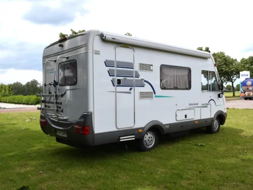 Hymer B584 photo: 3