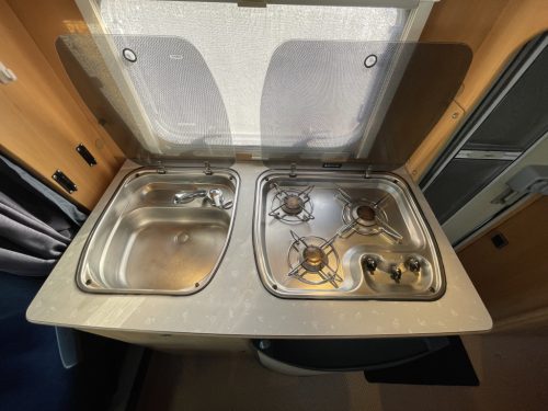 Dethleffs Advantage 6501 FRANSBED - TREINZIT foto: 6