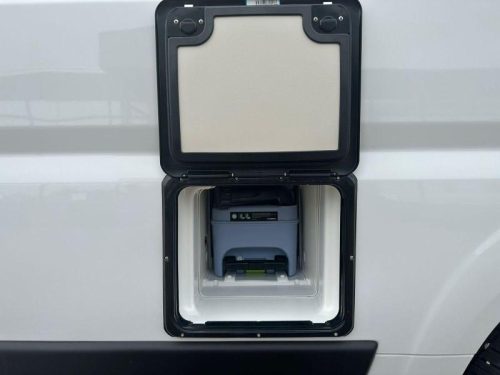VANTourer 600 D 6 berths&pop-top roof&pop-top roof  photo: 16